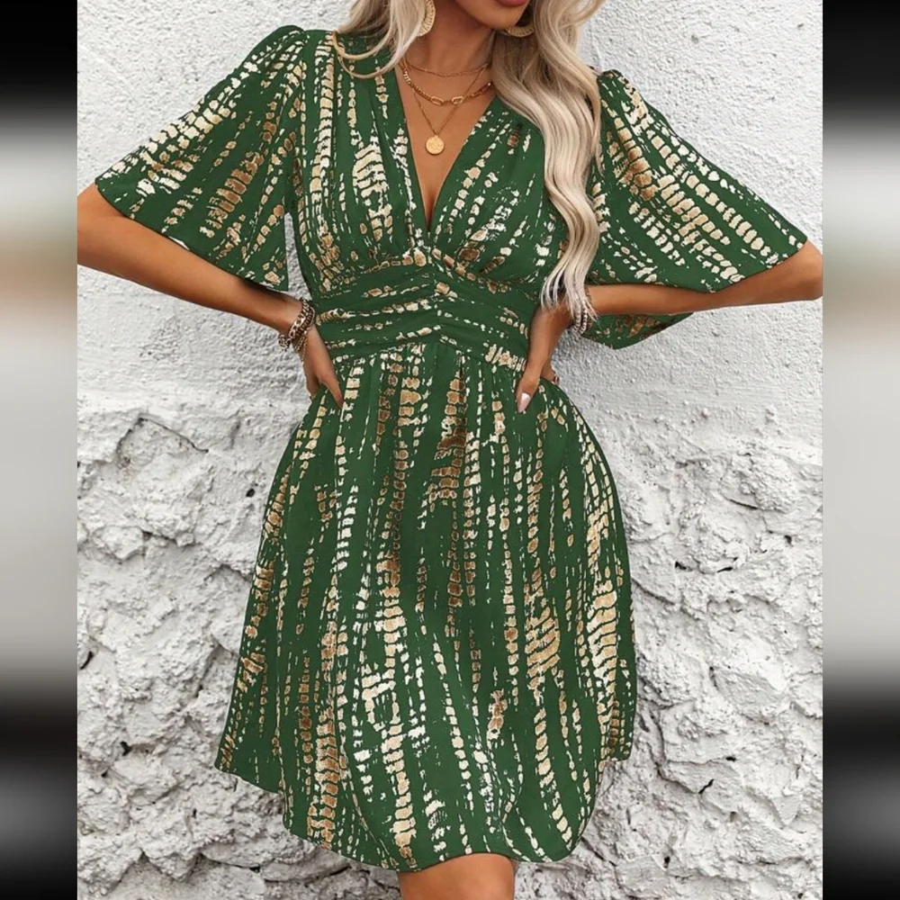 SHEIN Green and Gold Midi Dress NWOT - Picture 3 of 7